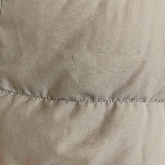 Lululemon Down Winter Coat – Women’s – Neutral Color – Lightweight & Warm - XS - Picture 10 of 11